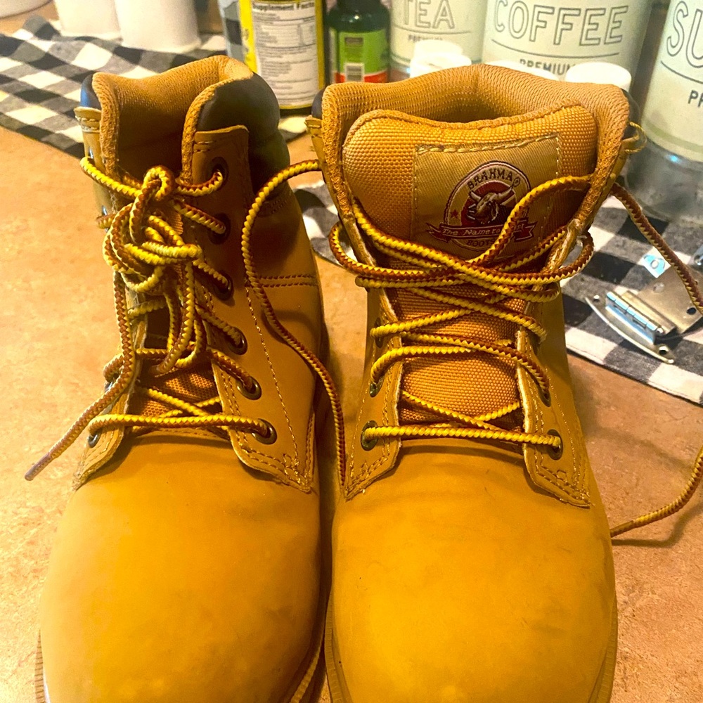 Brahma boots size 6y